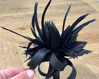 Black Feather Fascinator, Wedding Guest Headpiece, Derby Hat Accessory