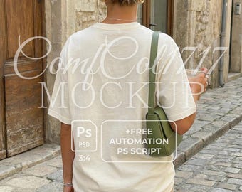 Comfort Colors 1717 Ivory Mockup Rückansicht C1717 Shirt Mockup Oversized T-Shirt Weiblich Modell Outdoor Street Style Neutral Ästhetik PSD Script