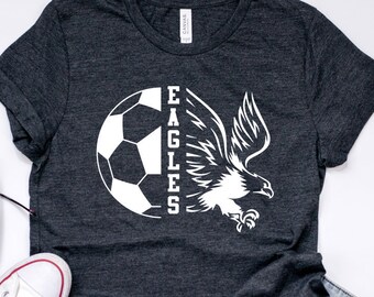 Adler Fußball Club SVG Heckklappe Sport Mom Shirt Herbst Freitag Nacht Lichter College Adler Maskottchen Team Spirit Adler Fußball Tshirt Vinyl Clipart