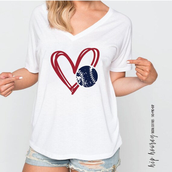 Softball Distressed Heart T-Shirt Cute Mom Love Tee Softball Distressed Heart T-Shirt Cute Mom Love Tee