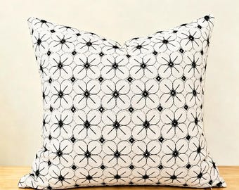 Personalised Neutral Floral Pillow Cover, Handmade Embroidered Linen Cushion, Cottagecore Farmhouse Decor, Cozy Housewarming Accent Gift