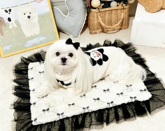 Handmade Embroidered Rectangular Lamb Fleece Cat Mat, Cozy Washable Plush Cushion with Non-Slip Bottom, Elegant Cottage Style Pet Gift