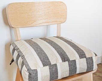 Gepersonaliseerde waterdicht buitenstoelkussen met inzetstuk, duurzaam grof linnen zitkussen met strikbanden, krasbestendig, waterdichte binnenkern