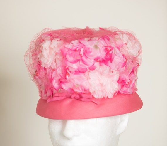 50s 60s women’s pink floral hat - image 1