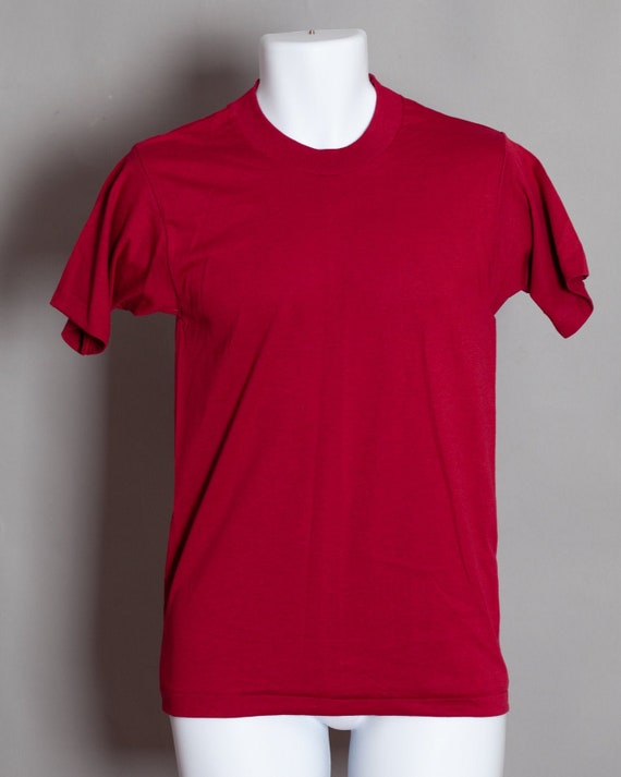 red plain tshirt