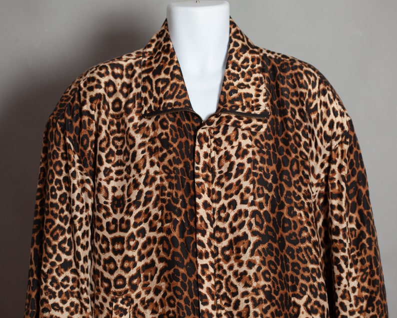 FUDA International Casual Corner Woman Leopard Print 80s 90s Windbreaker