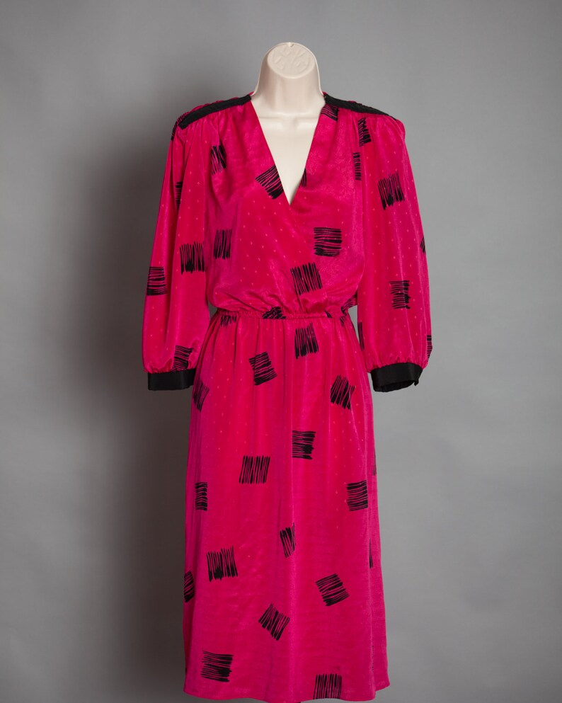 Vintage 80s 90s Women/'s Fuchsia and Black
