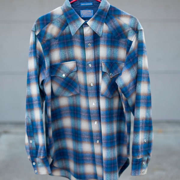 Reserved//// Please Don't Order//// Thanks///// Slick Vintage Virgin Wool Mens Button Up Shirt