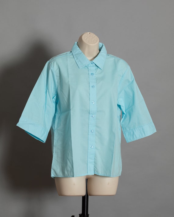 70s 80s Light-weight Women's Button Top - America… - image 1