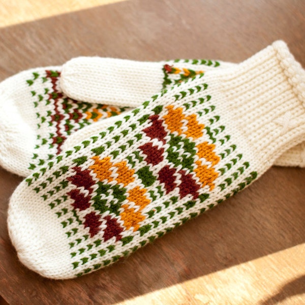Cute Cute Mittens for Girls and Women