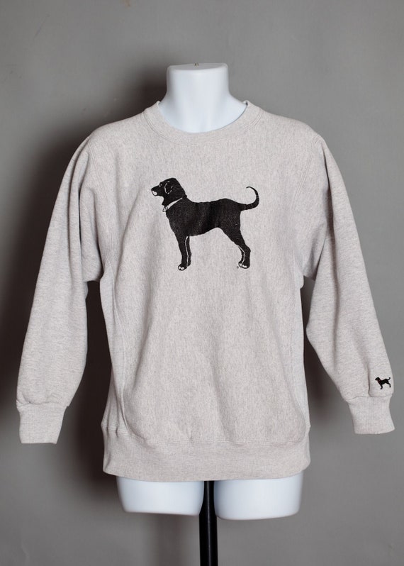 black dog sweatshirt