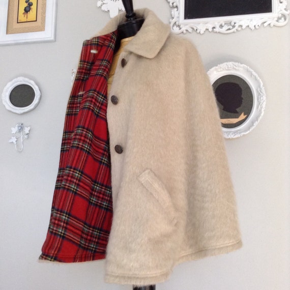 Gorgeous Bavarian Mohair Wool Jacket Shawl Cape