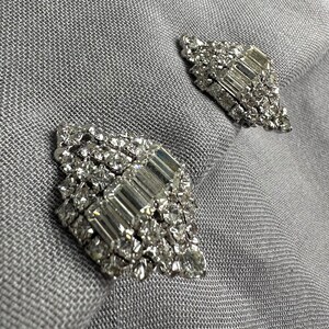 Vintage Glam Large Dome Baguette & Chaton Rhinestone Clip On Statement Earrings image 2