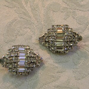 Vintage Glam Large Dome Baguette & Chaton Rhinestone Clip On Statement Earrings image 9