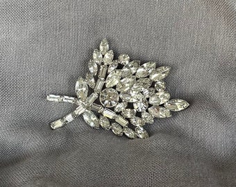 Vintage 1950s Clear Rhinestone Leaf Brooch Pin