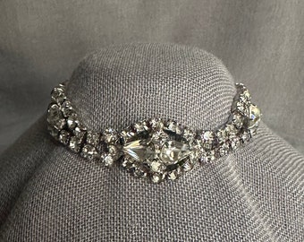 Vintage Dome Teardrop Rhinestone Bracelet