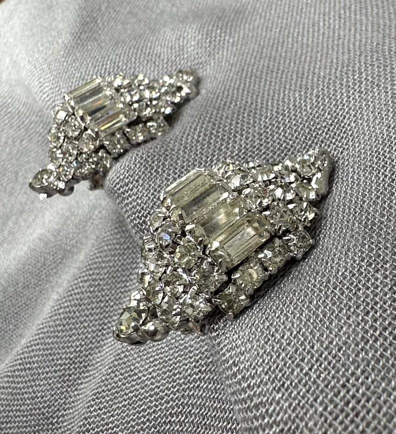 Vintage Glam Large Dome Baguette & Chaton Rhinestone Clip On Statement Earrings image 3