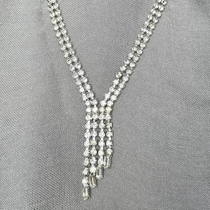 Vintage Unsigned Weiss Rhinestone Tassel Statement Necklace