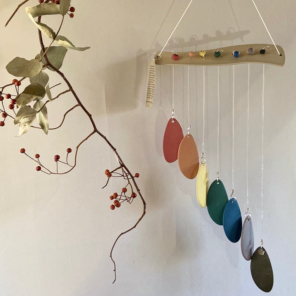 TMZELOA Kit De Manualidades De Carillón De Viento Para Niños – 9 Diseños Marinos De Madera, Incluye Tubos, Cintas Y Pinceles, Juego Creativo Para Niñas Y Niños De 4 A 8 Años