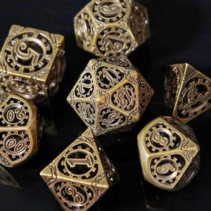 Steampunk Gear Metal DND-dobbelstenenset – antiek messing mechanische polyedrische RPG-dobbelstenen (7 stuks)