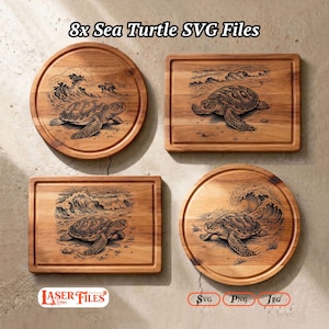 Op de afbeelding: Vier houten snijplanken met zeeschildpadontwerpen. Twee zijn rond en twee rechthoekig. Elke plank heeft een gedetailleerde gravure van een zeeschildpad en oceaangolven. De tekst "8x Sea Turtle SVG Files" staat bovenaan.