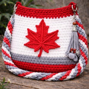 Crochet Maple Leaf Bag Pattern | T-Shirt Yarn Canada Purse (PDF Pattern)
