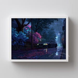 Puede incluir: Una impresión artística enmarcada representa un coche deportivo gris oscuro estacionado en una calle mojada por la noche. La escena está iluminada por farolas y presenta árboles coloridos con follaje rosa y azul. El texto "QUIET AFTERNOON PRINTSO" es visible.