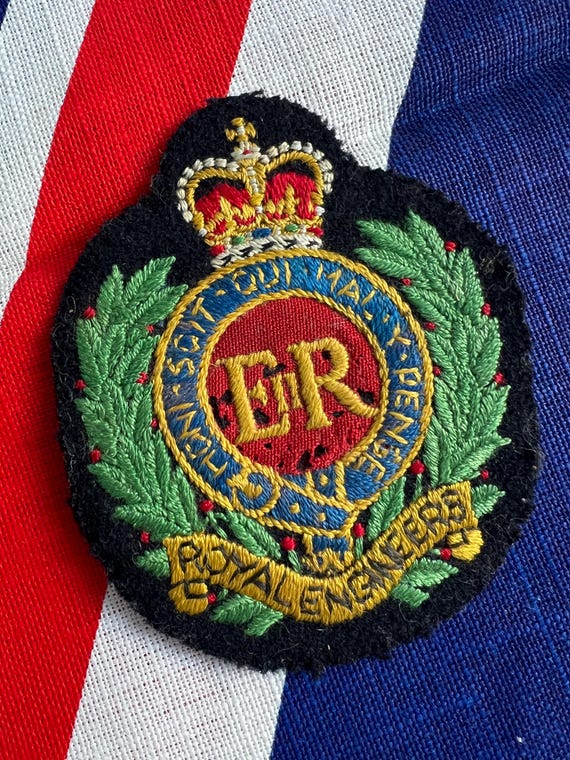 Vintage Royal Blazer Patch, Pocket Patch, Royal E… - image 6