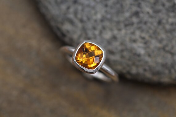 cushion cut citrine