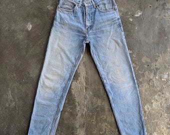 W28 Vintage Levi's Blekta Slitna Denim Jeans Byxor