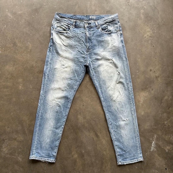 Uniqlo, W34 Vintage Uniqlo Distressed Faded Lightwash Denim Jean