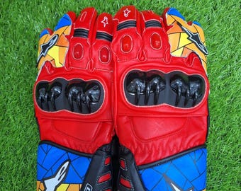 Röda, trendiga GP Pro motorcykelhandskar i äkta läder: Herrutrustning för gatutävlingar och motorcykel