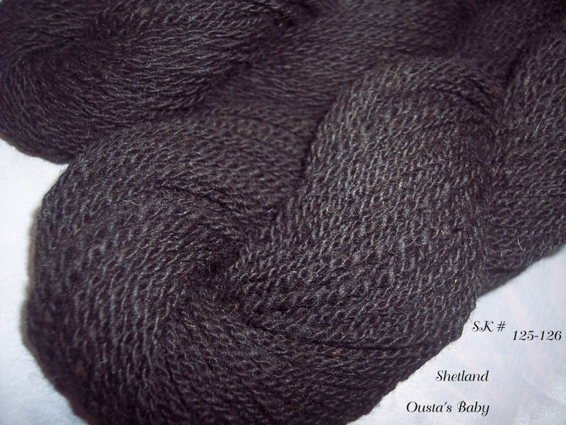 322 yds 5.3 oz SK #125 /& #126 Handspun Yarn Shetland Wool