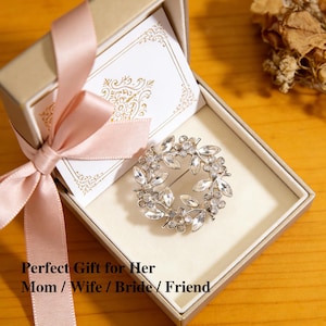 Gold Brooches for Dresses - Etsy