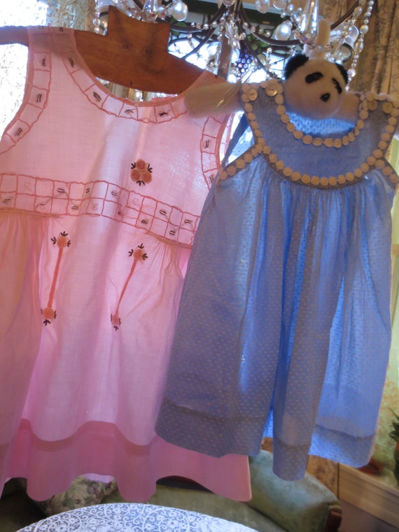 Lot: 3 Antique LITTLE GIRLS Cotton DRESSES 1900, 1