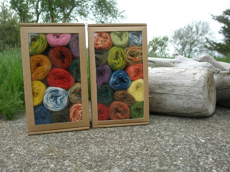 Make your own baby blanket from hand dyed Icelandic wool, naturally colored with Icelandic plants image 2