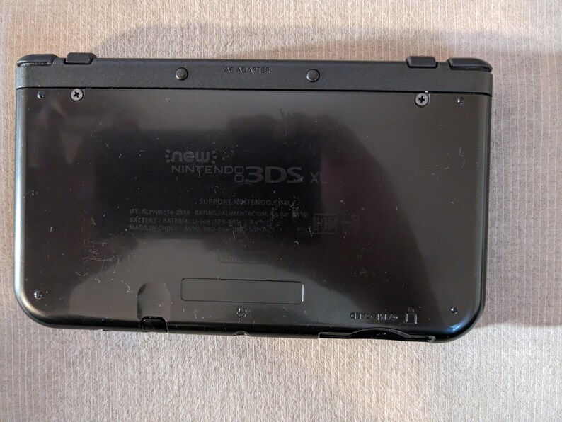 Nintendo Rectangular Nintendo New 3DS XL Handheld Gaming System - Wireless Capture Card ...