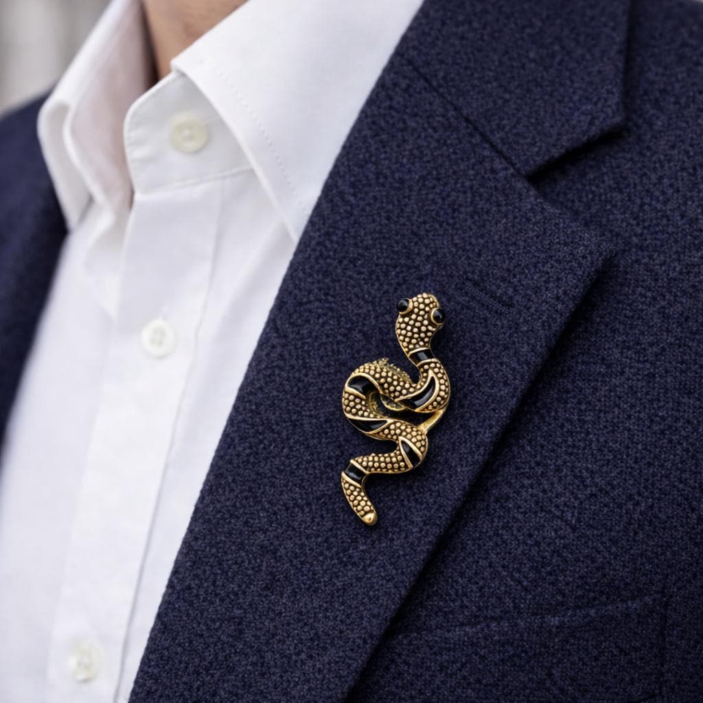 Gucci brooch pin - Etsy 日本