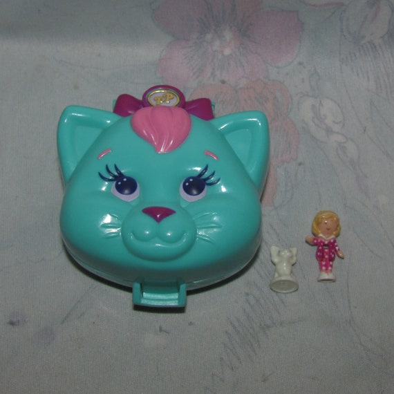 polly pocket cat
