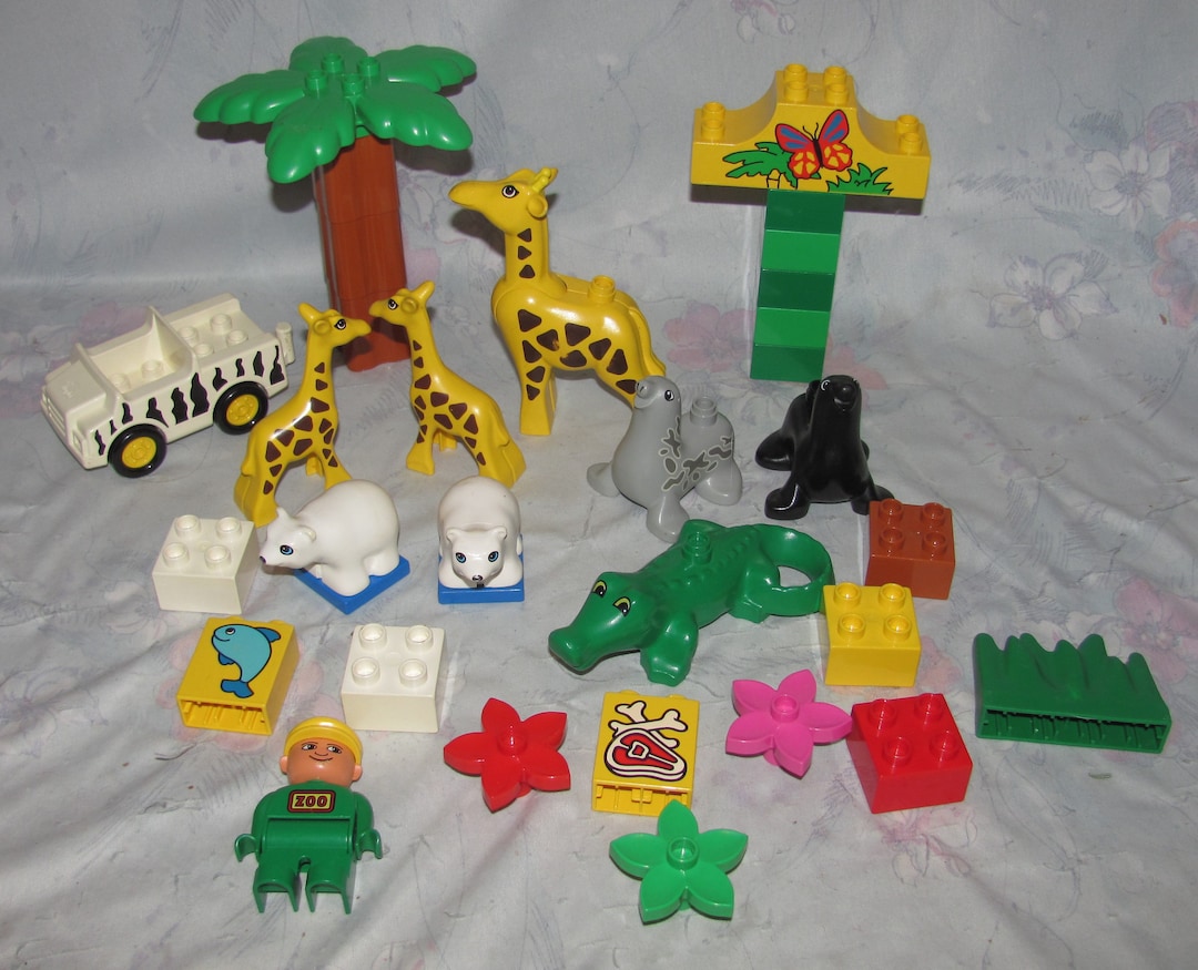 Vintage Lego Duplo Zoo Set Alligator, Giraffes, Seals, Polar