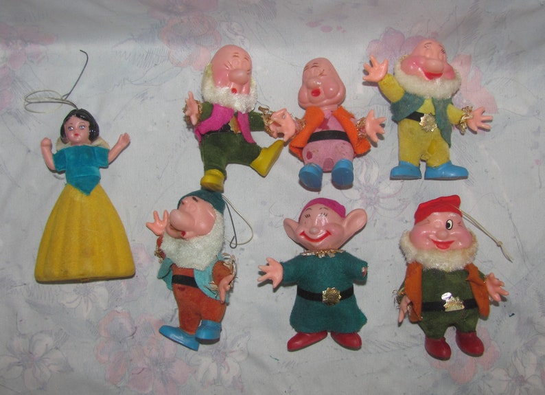 Vintage Disney Blanche Neige Et Les Nains Noël Ornement Ensemble Hong Kong Plastique Tissu Floqué