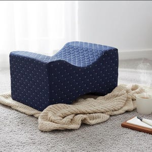 Knee Pillow for Side Sleepers – Memory Foam Leg Pillow