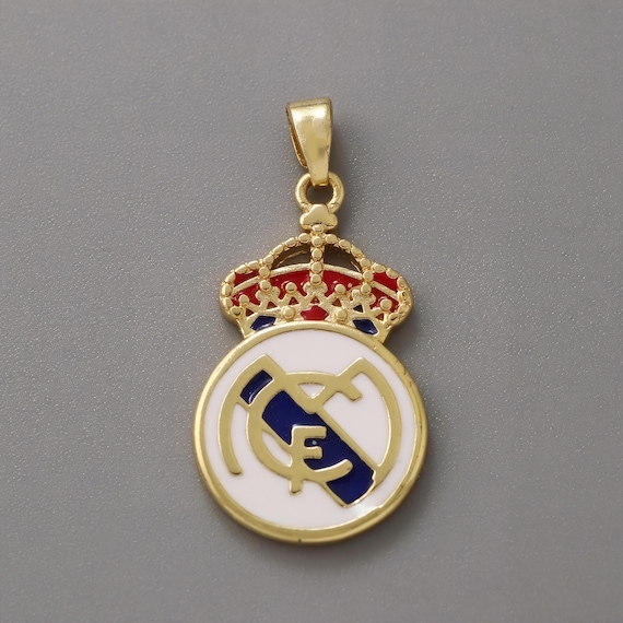 Real Madrid Official Jewelry ネックレス　2005 Real Madrid Team Crest Pendant - Real Madrid Necklace - Soccer