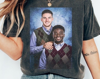Camiseta con el meme de Declan Rice Bukayo Saka, camiseta retro del anuario escolar del Arsenal, camiseta divertida con estampado de fútbol, regalo para aficionados al fútbol, camiseta vintage lavada