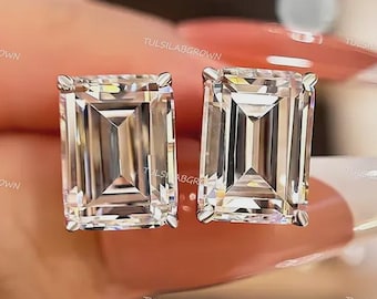 Aretes de diamantes cultivados en laboratorio de talla esmeralda de 4 quilates, aretes de oro de 14 quilates, aretes minimalistas para uso diario, aretes con presión y diamantes CVD.