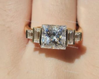 Anillo de cinco piedras con diamantes cultivados en laboratorio de talla princesa, anillo de bodas con diamantes baguette laterales, anillo de oro macizo de 14 quilates, anillo de diamantes con engaste de garra para ella
