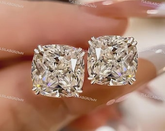 Pendientes llamativos de diamantes cultivados en laboratorio con talla cojín / Peso total: 8,00 ct