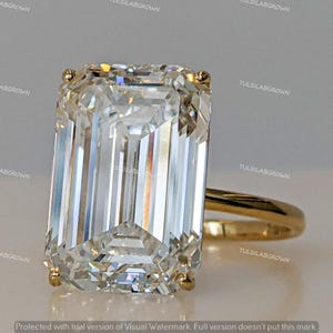 Breathtaking 3 Carat Emerald Cut Lab Grown Diamond Ring, Cathedral Solitaire, Singal Prong Engagement Ring, 18K Solid Gold