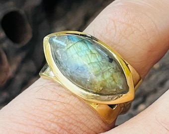Labradorite Claw Ring Women | Boho Statement Ring | Gold Plated Brass Ring | Gift for Her | Flashy Labradorite Statement Jewelry