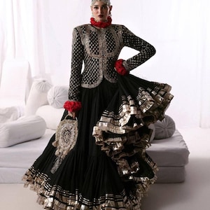 Conjunto de lehenga de georgette sintético para mujer, conjunto de lehenga choli para fiestas y eventos, con bordado de lentejuelas y dupatta con detalles de gota patti.